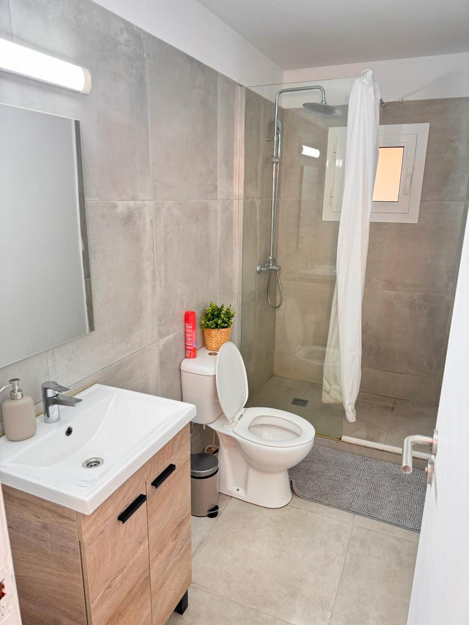 Cisne By Nest Hostel Sant Antoni de Portmany Zewnętrze zdjęcie