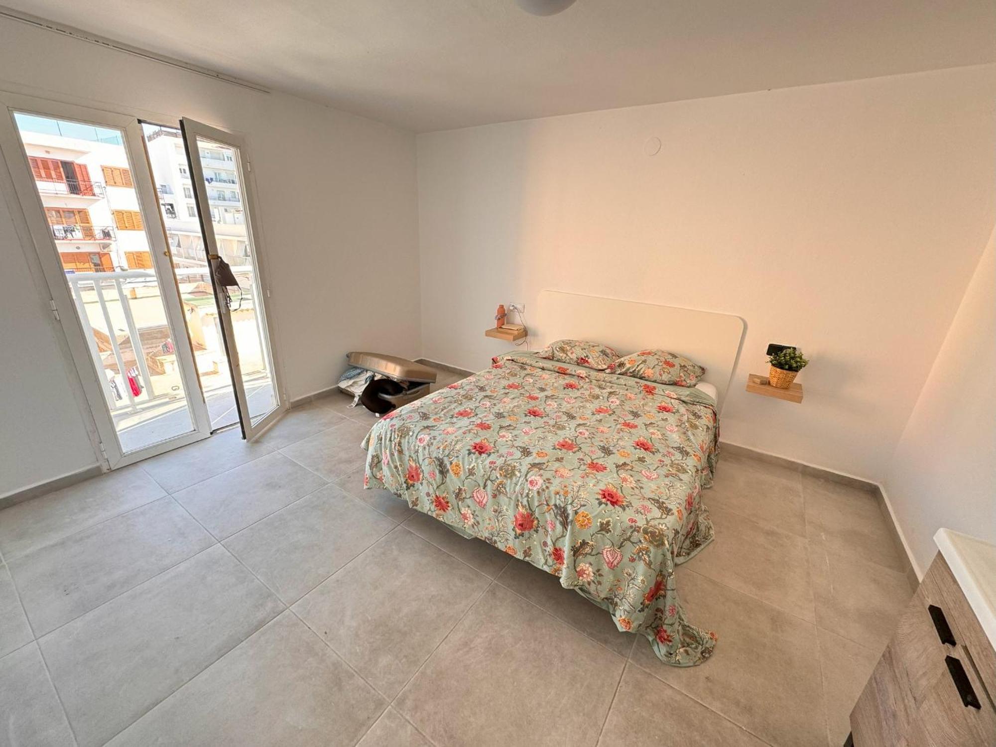 Cisne By Nest Hostel Sant Antoni de Portmany Zewnętrze zdjęcie