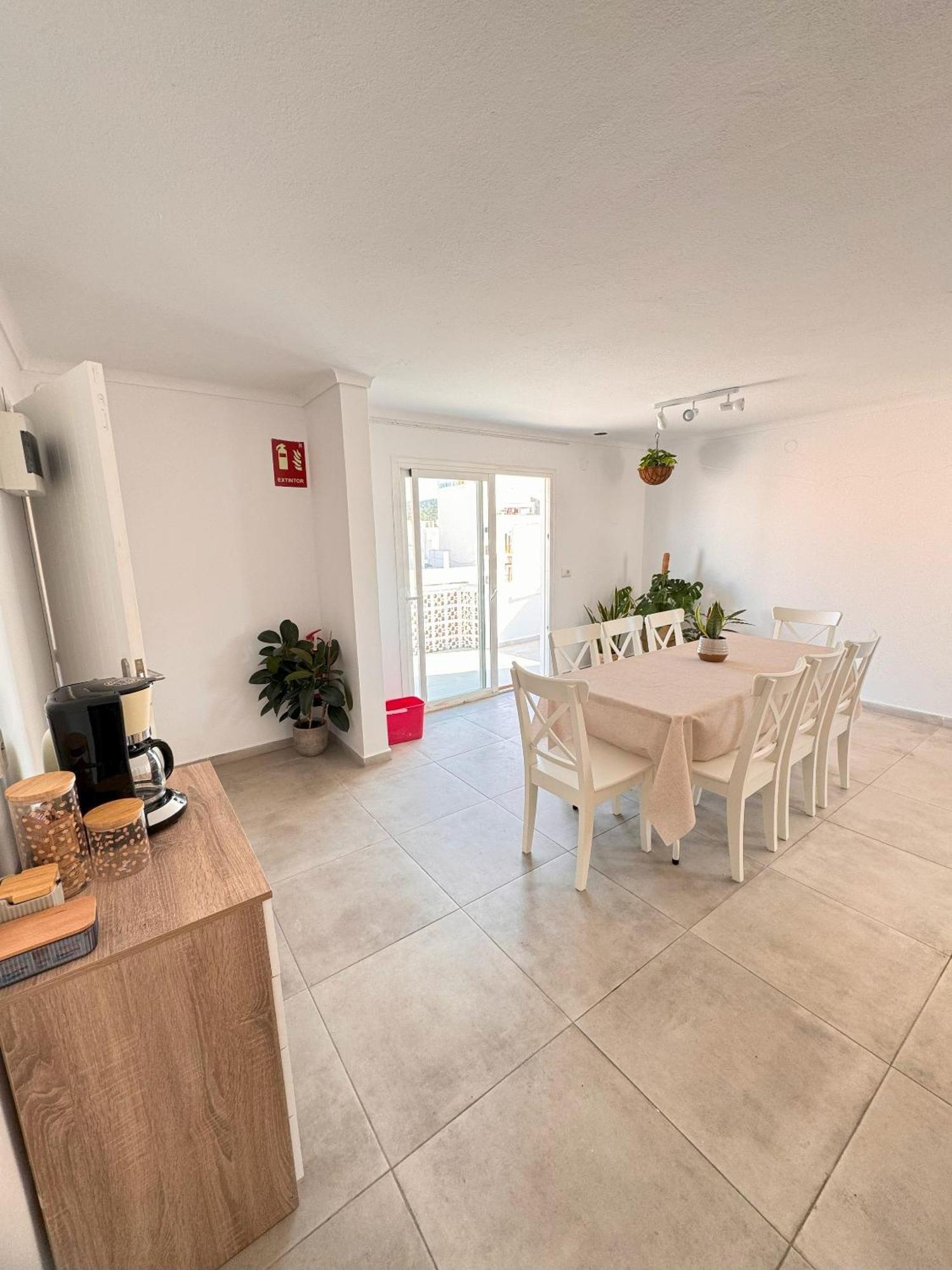Cisne By Nest Hostel Sant Antoni de Portmany Zewnętrze zdjęcie