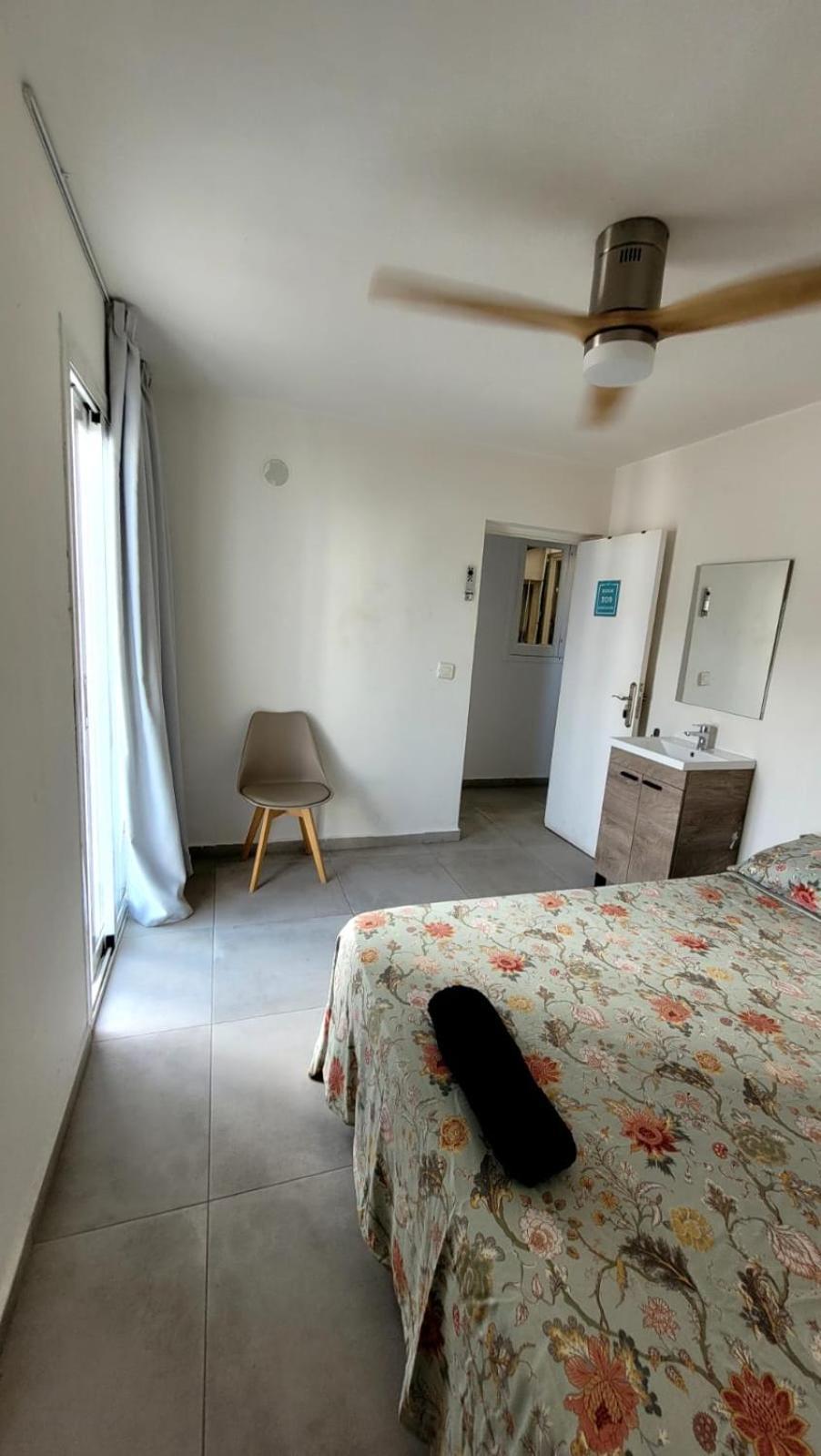 Cisne By Nest Hostel Sant Antoni de Portmany Zewnętrze zdjęcie