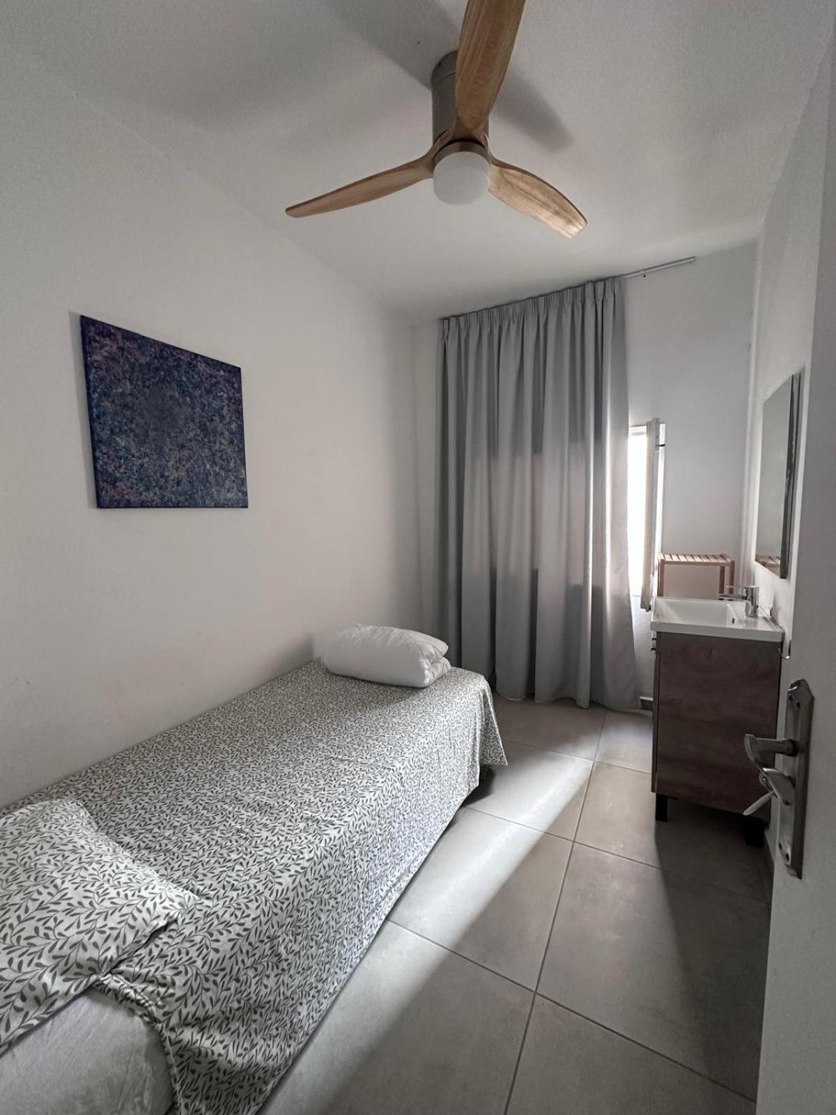 Cisne By Nest Hostel Sant Antoni de Portmany Zewnętrze zdjęcie
