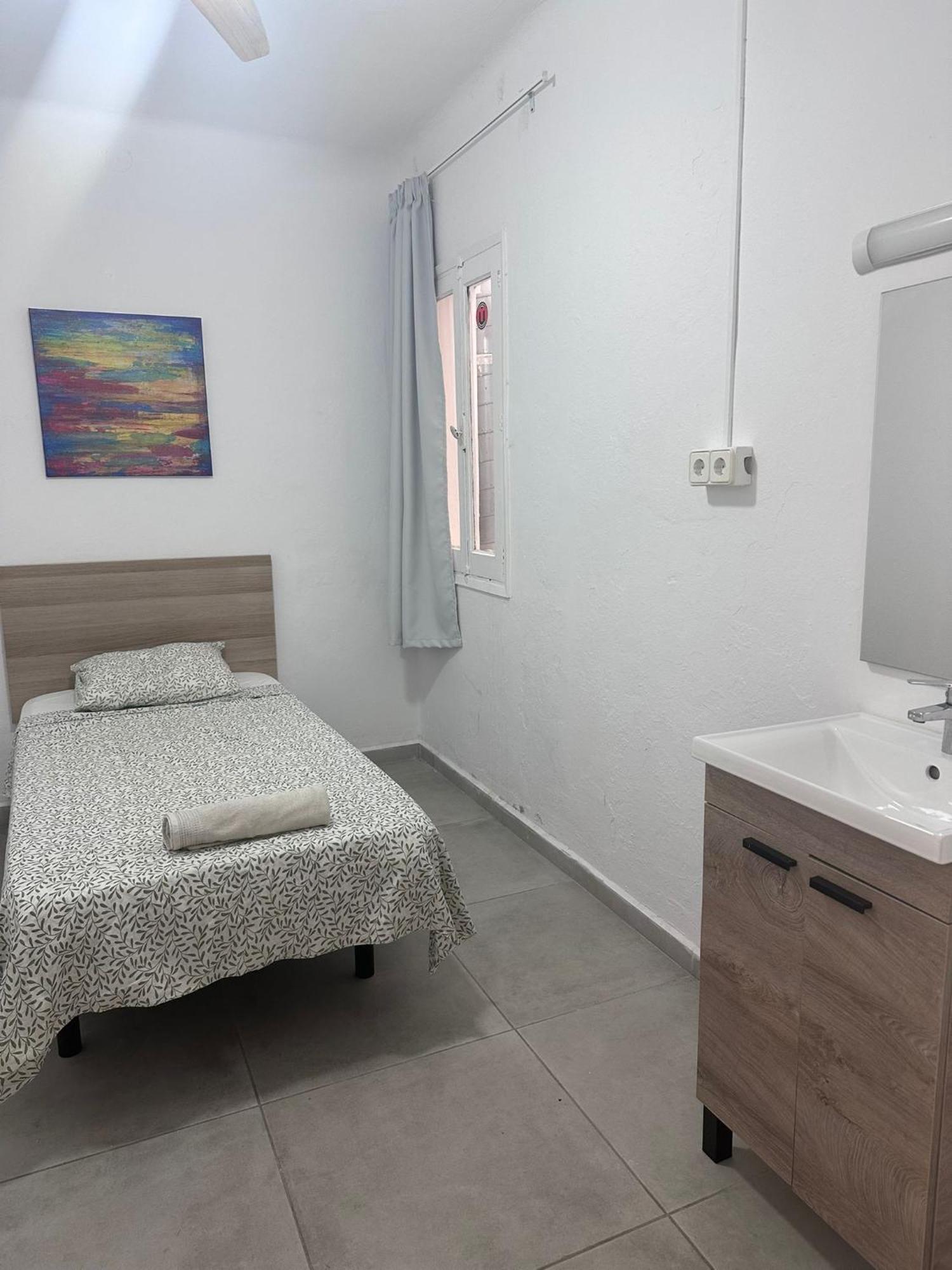 Cisne By Nest Hostel Sant Antoni de Portmany Zewnętrze zdjęcie